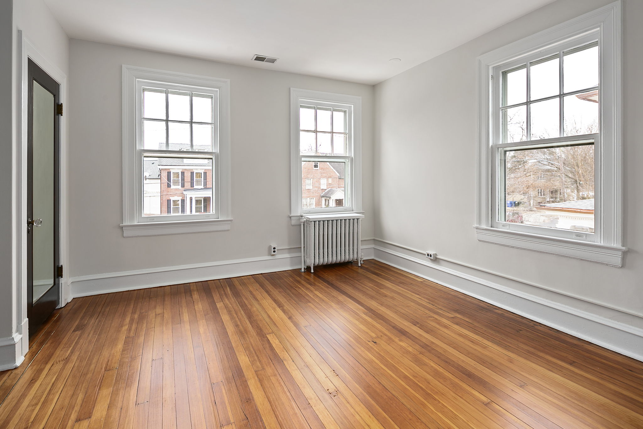 1501 Hamilton St NW, Washington, DC 20011, USA Photo 42