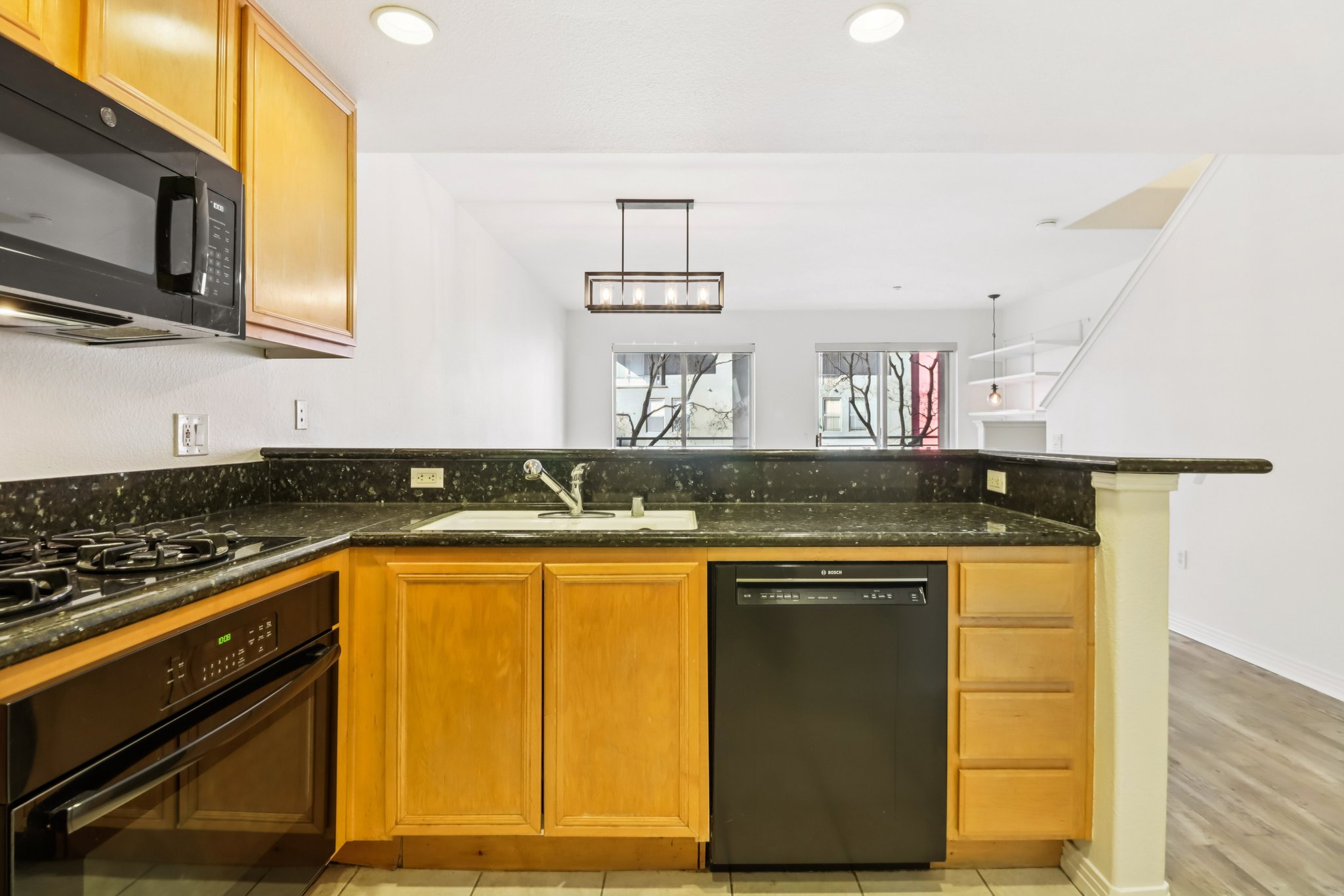 India St-S1501-012.jpg