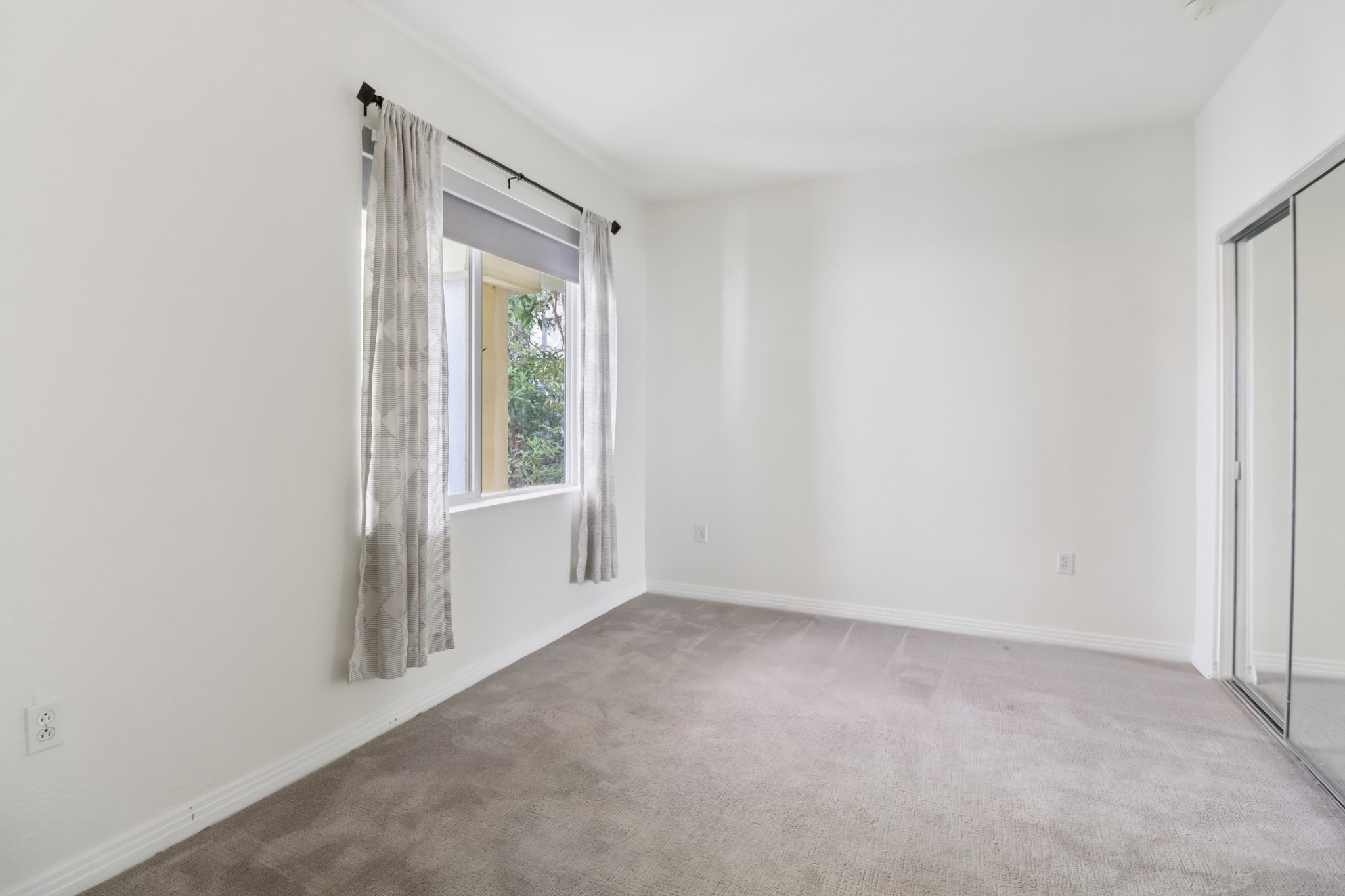 India St-S1501-017.jpg