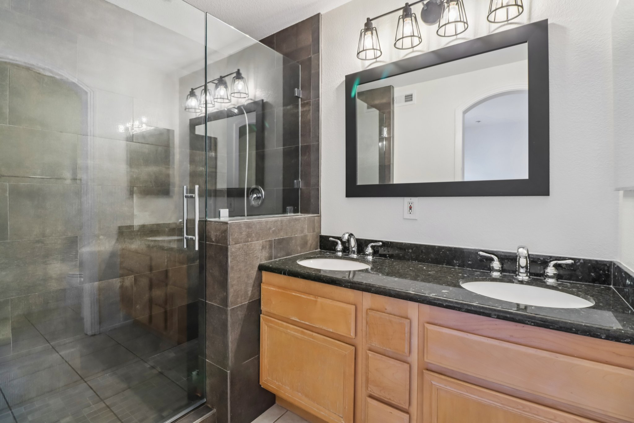 India St-S1501-027.jpg