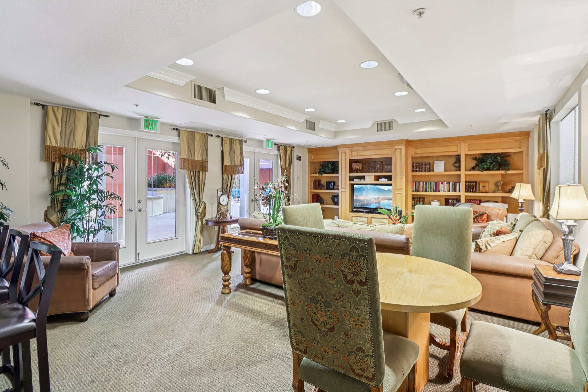 India St-1501-909.jpg