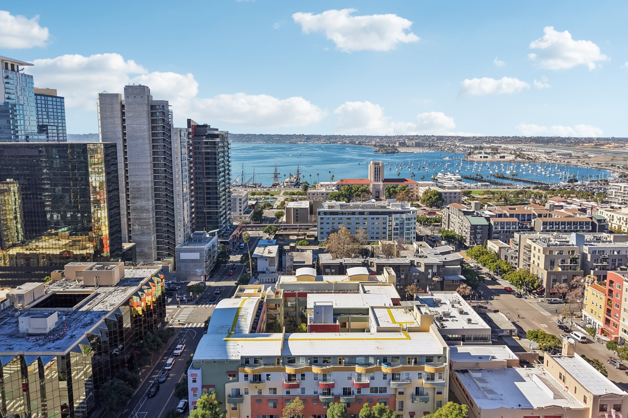 India St-S1701-012.jpg