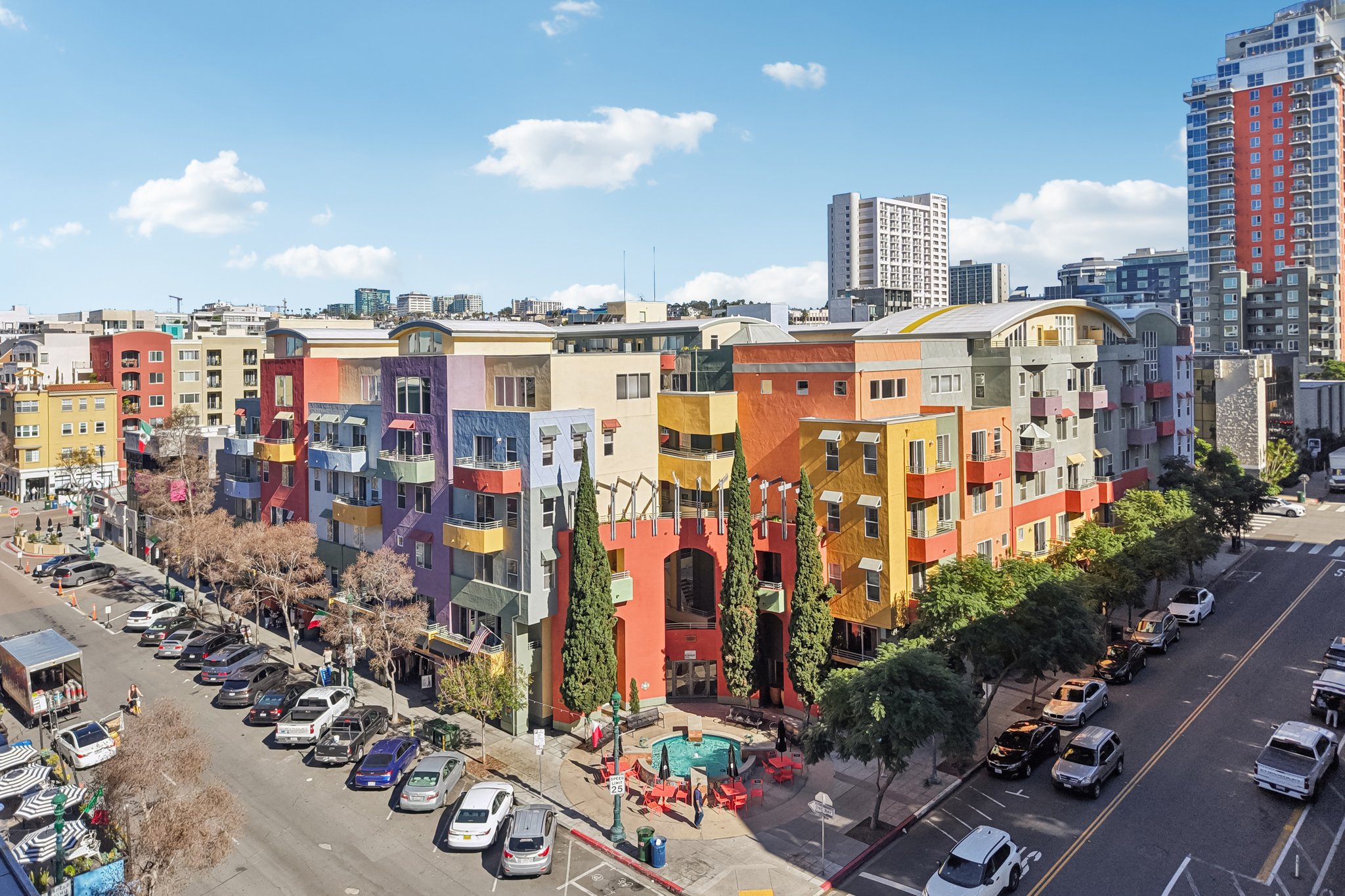 India St-S1701-016.jpg