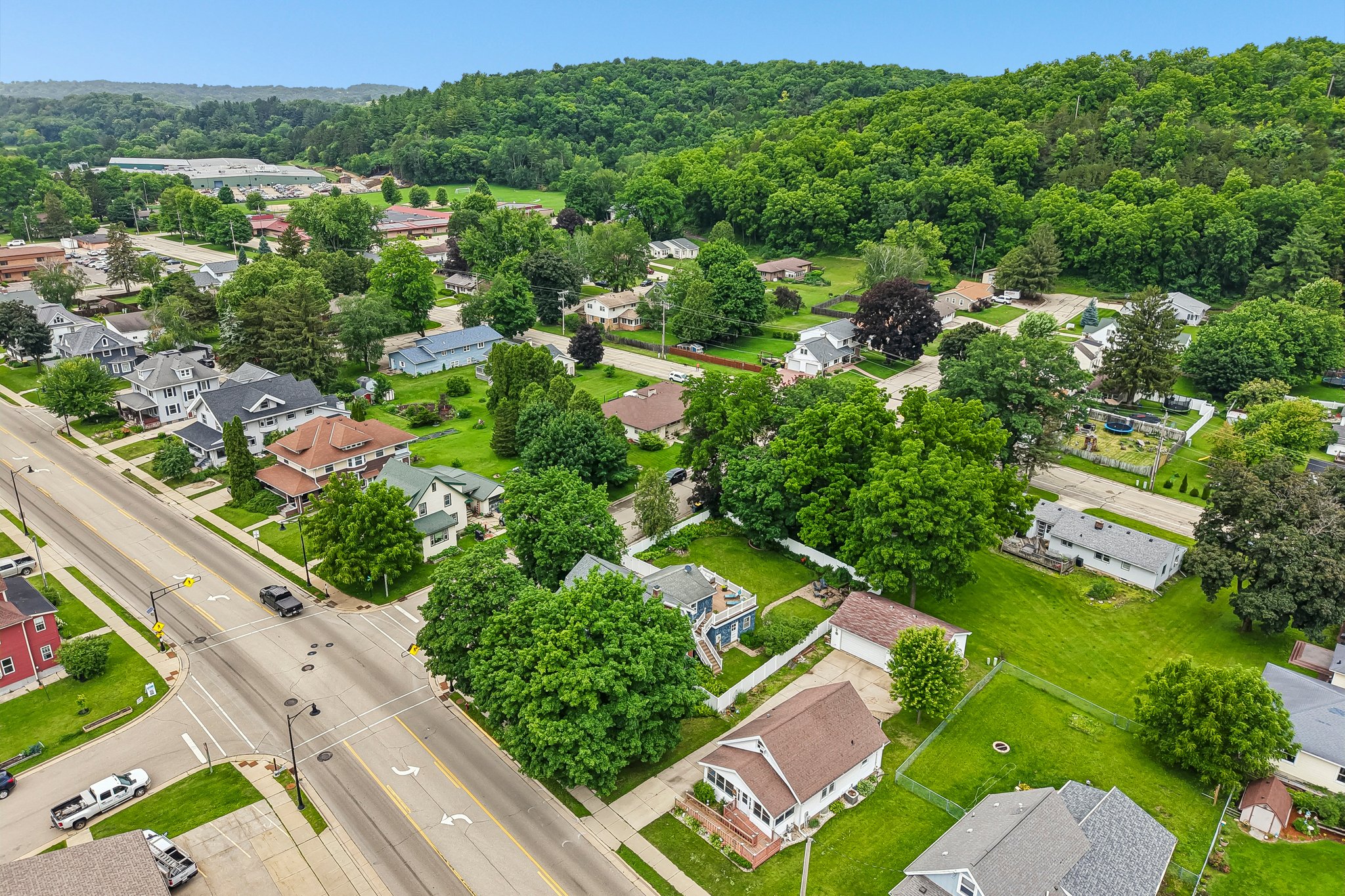 Main St-S2506-064.jpg