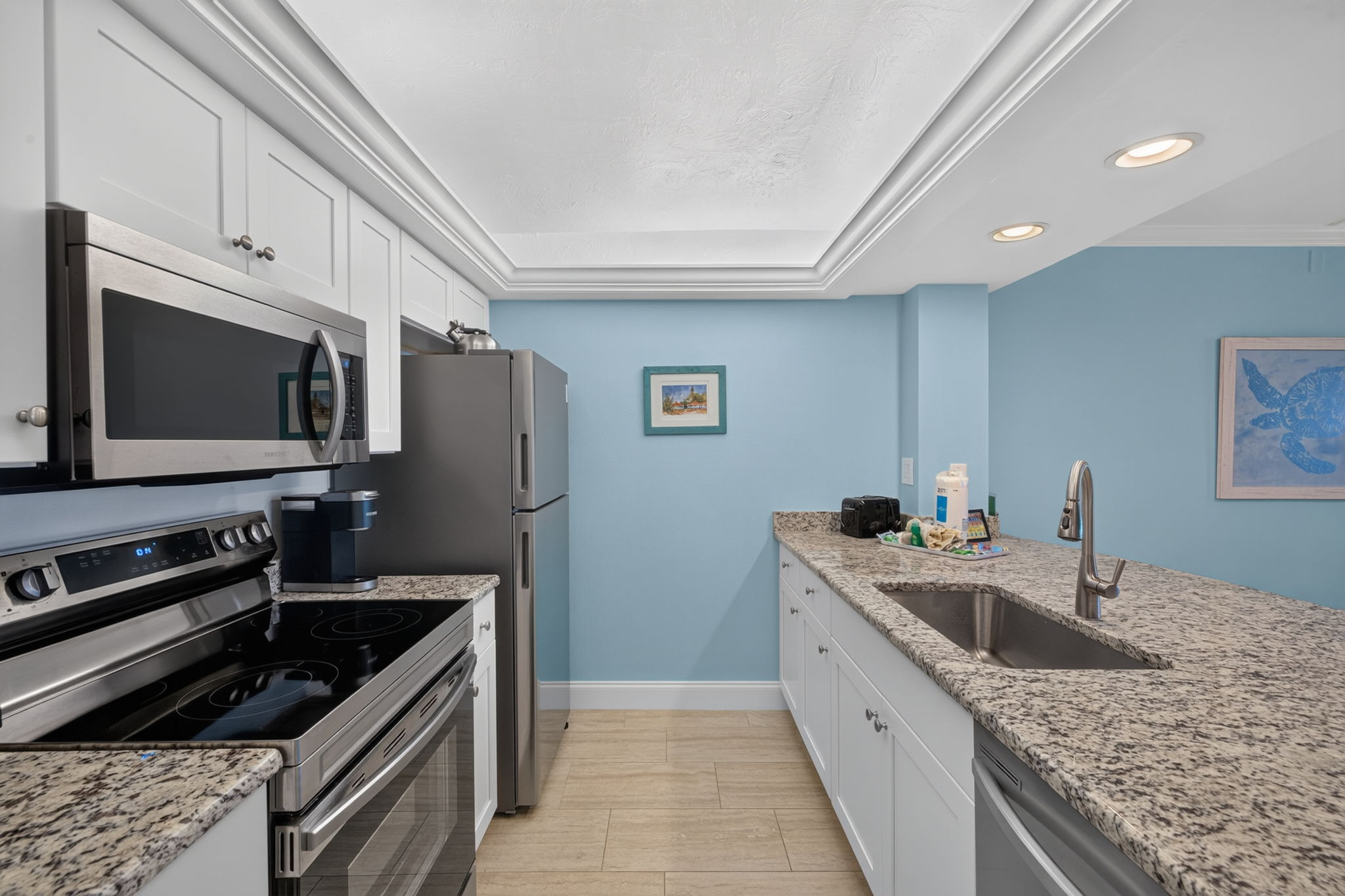 Kitchen 1 of 2