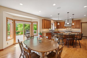 15_Interior