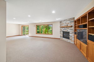 25_Interior