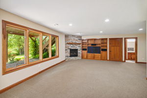 24_Interior