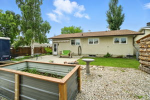  Photo 47