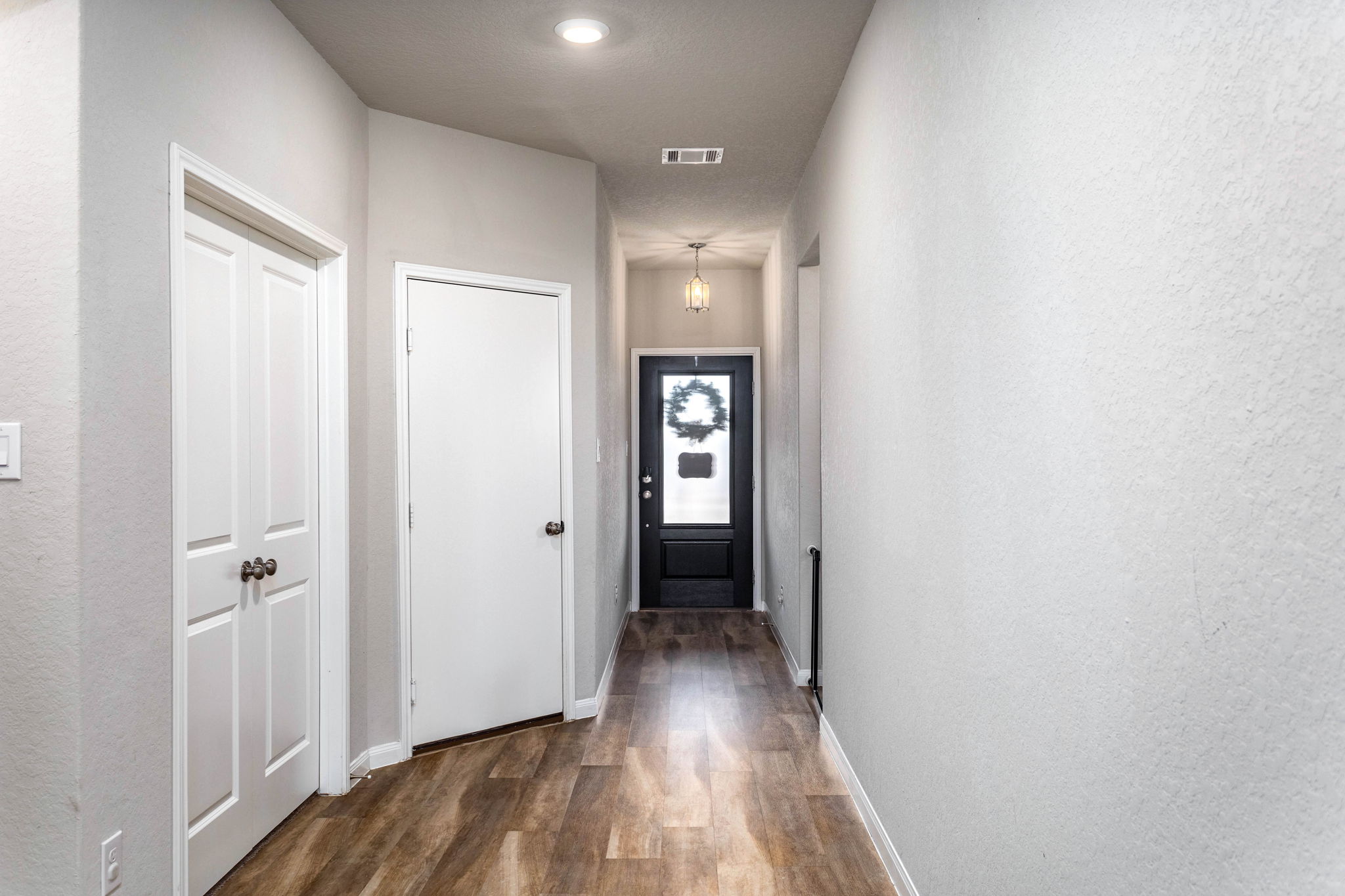 15011 Cheshire Way, San Antonio, TX 78254 MrHevia Media