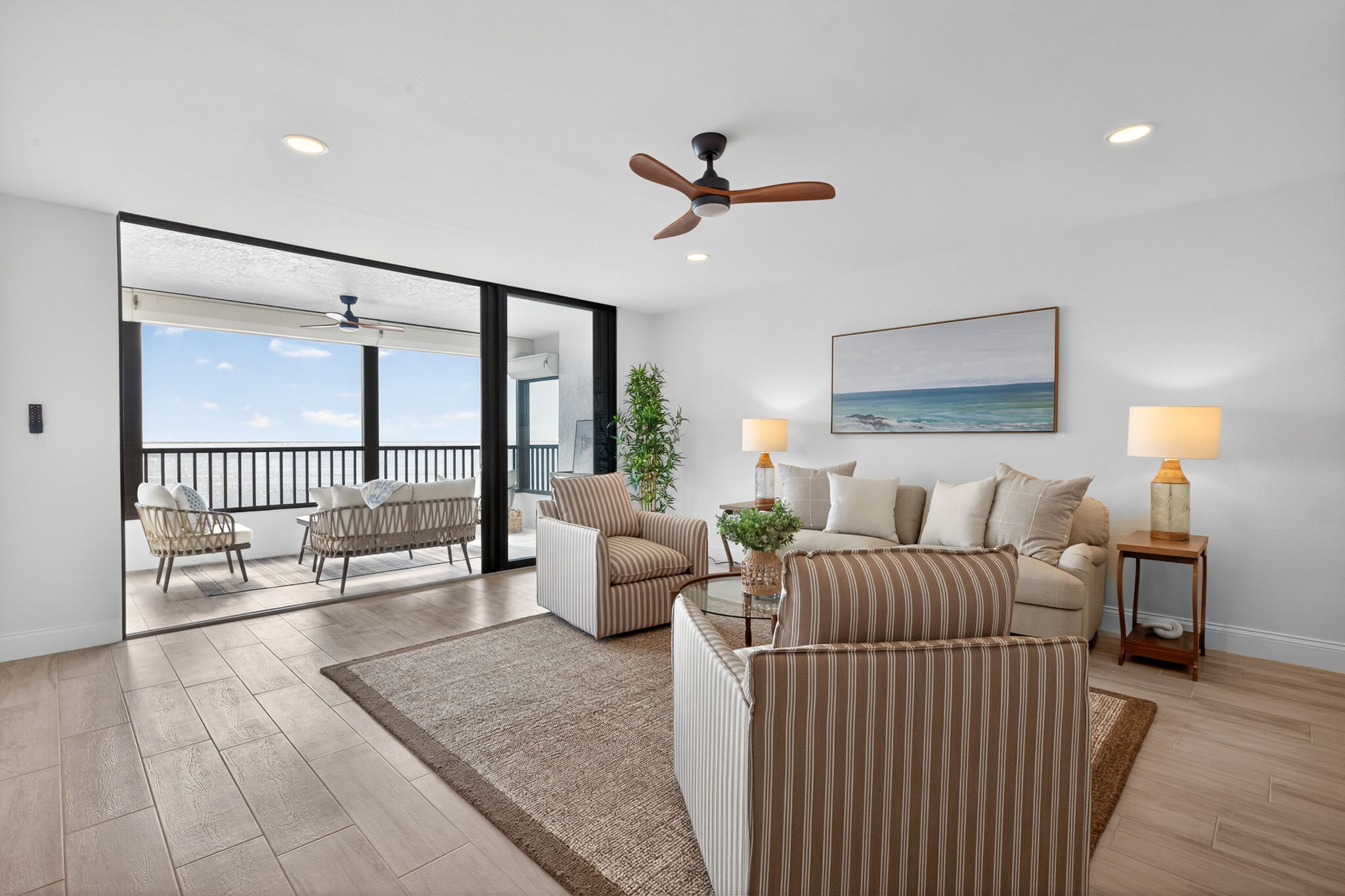 Living Room 4 of 6 - r