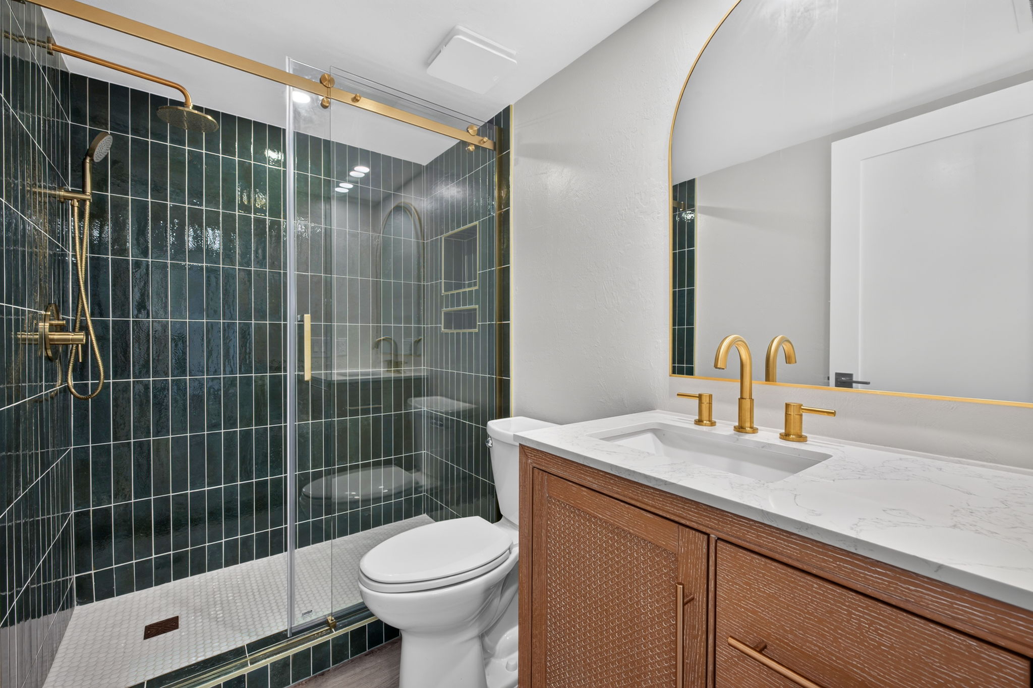 Guest Bathroom 1