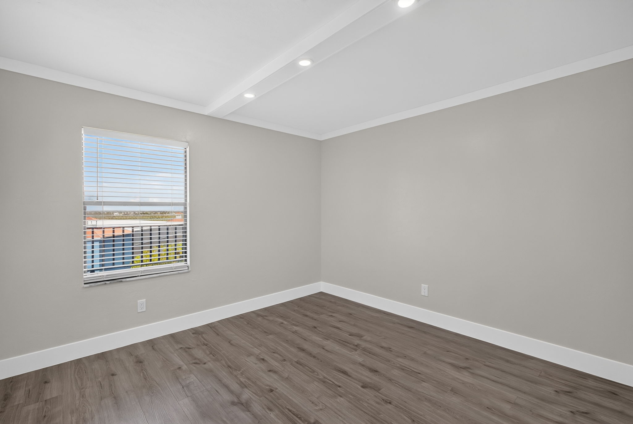VIRTUAL STAGING