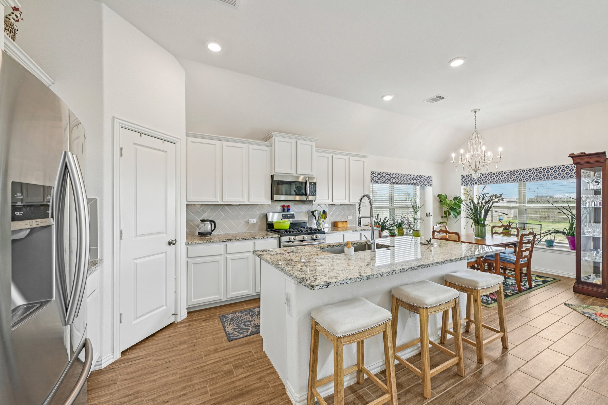 Lake Shore Ave-L1902-016.jpg