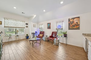 Lake Shore Ave-L1902-007.jpg