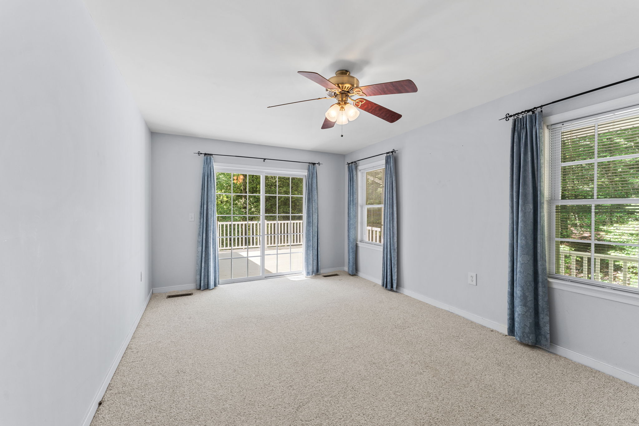 very spacious primary bedroom