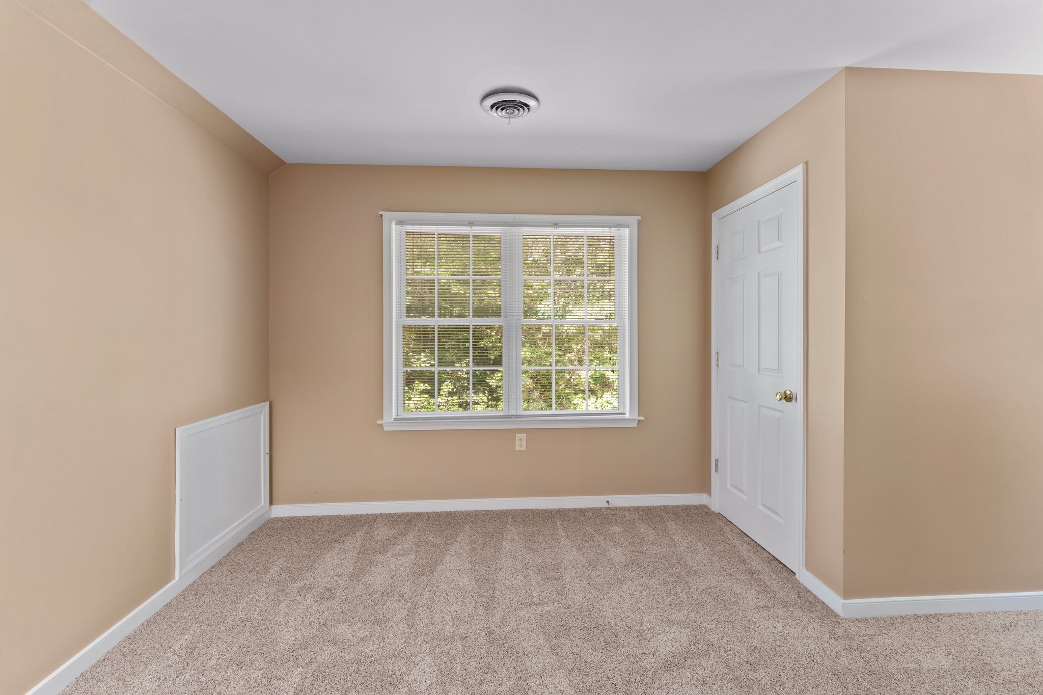 2 closets