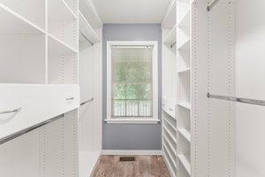 closet with system