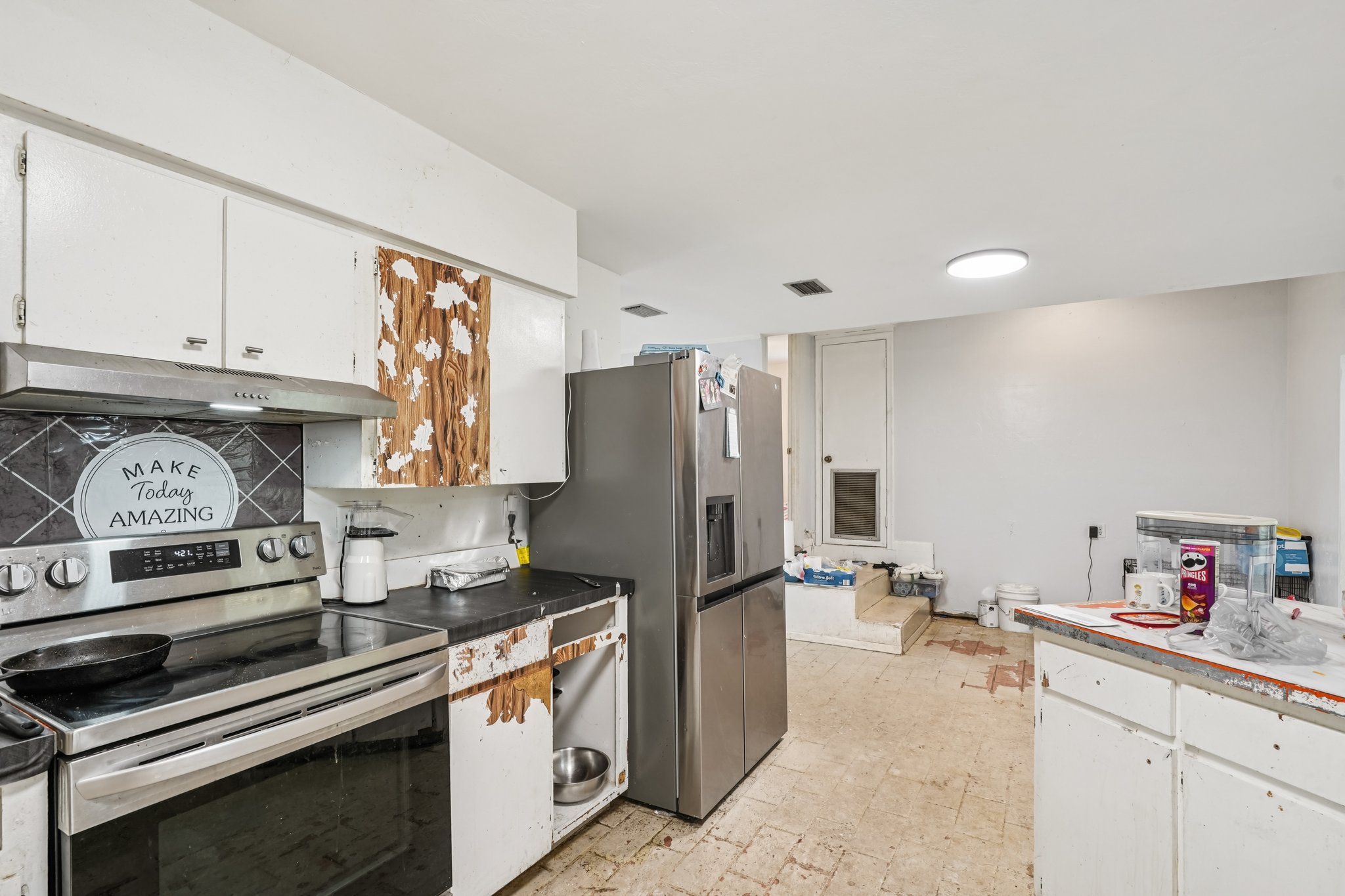 NW 134th Terrace-S1209-013.jpg