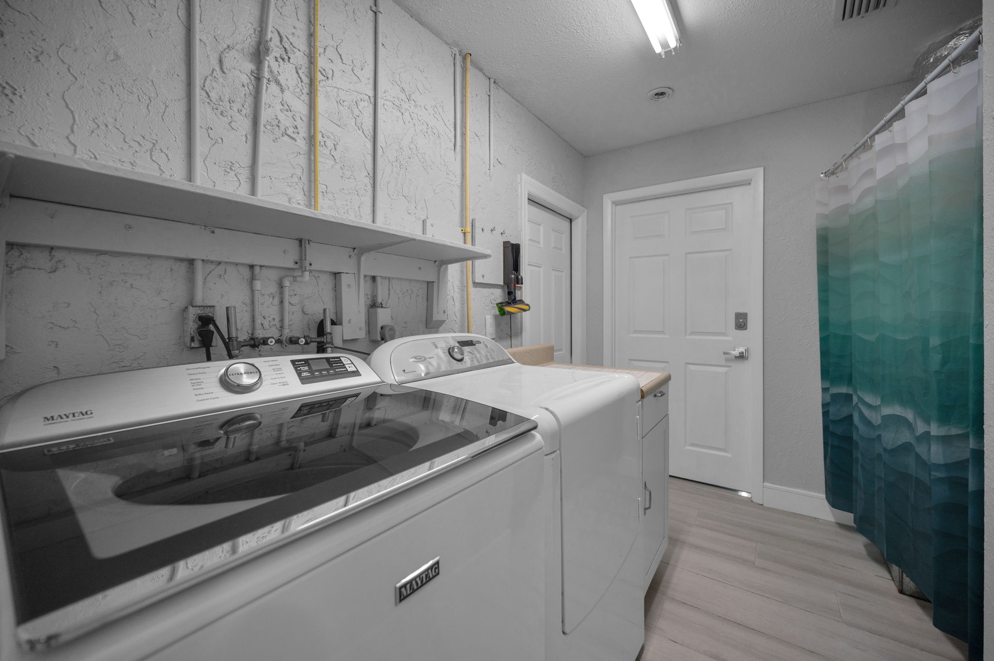 Laundry Room1a