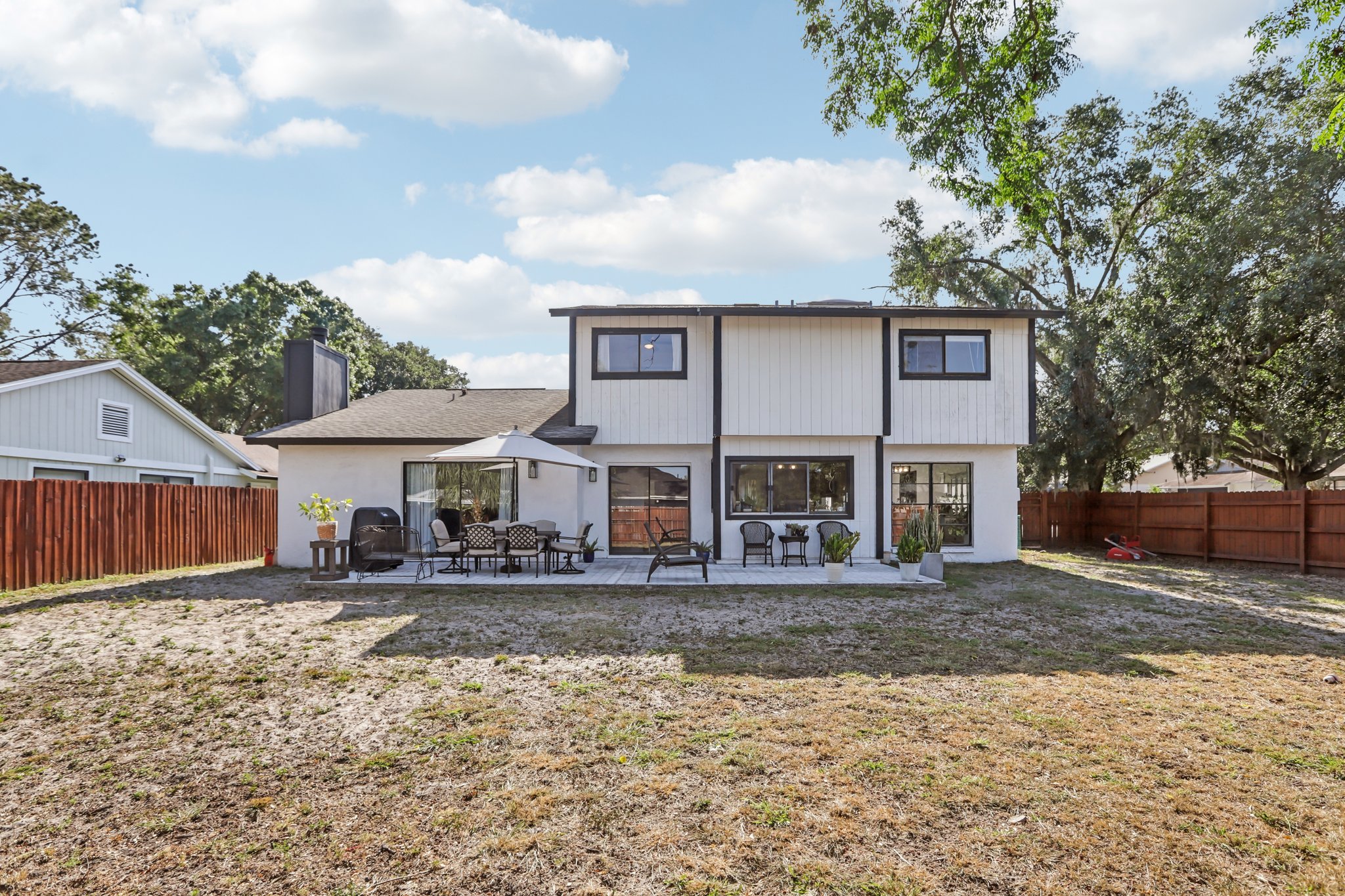 Creek Bend Dr-2904-058.jpg
