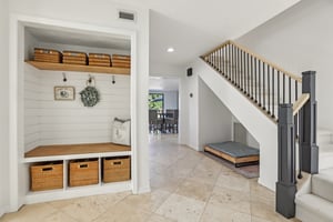 Creek Bend Dr-2904-011.jpg