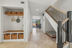 Creek Bend Dr-2904-012.jpg