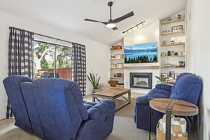 Creek Bend Dr-2904-017.jpg