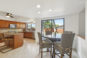 Creek Bend Dr-2904-026.jpg