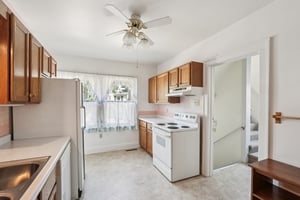 S 32nd St-0706-017.jpg