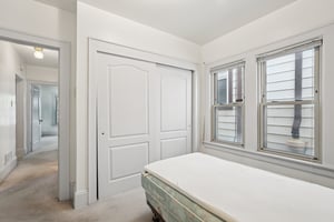 S 32nd St-0706-023.jpg
