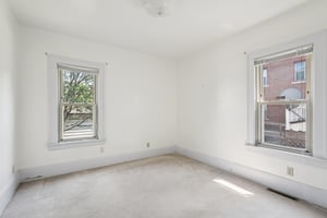 S 32nd St-0706-025.jpg