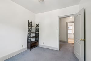 S 32nd St-0706-029.jpg