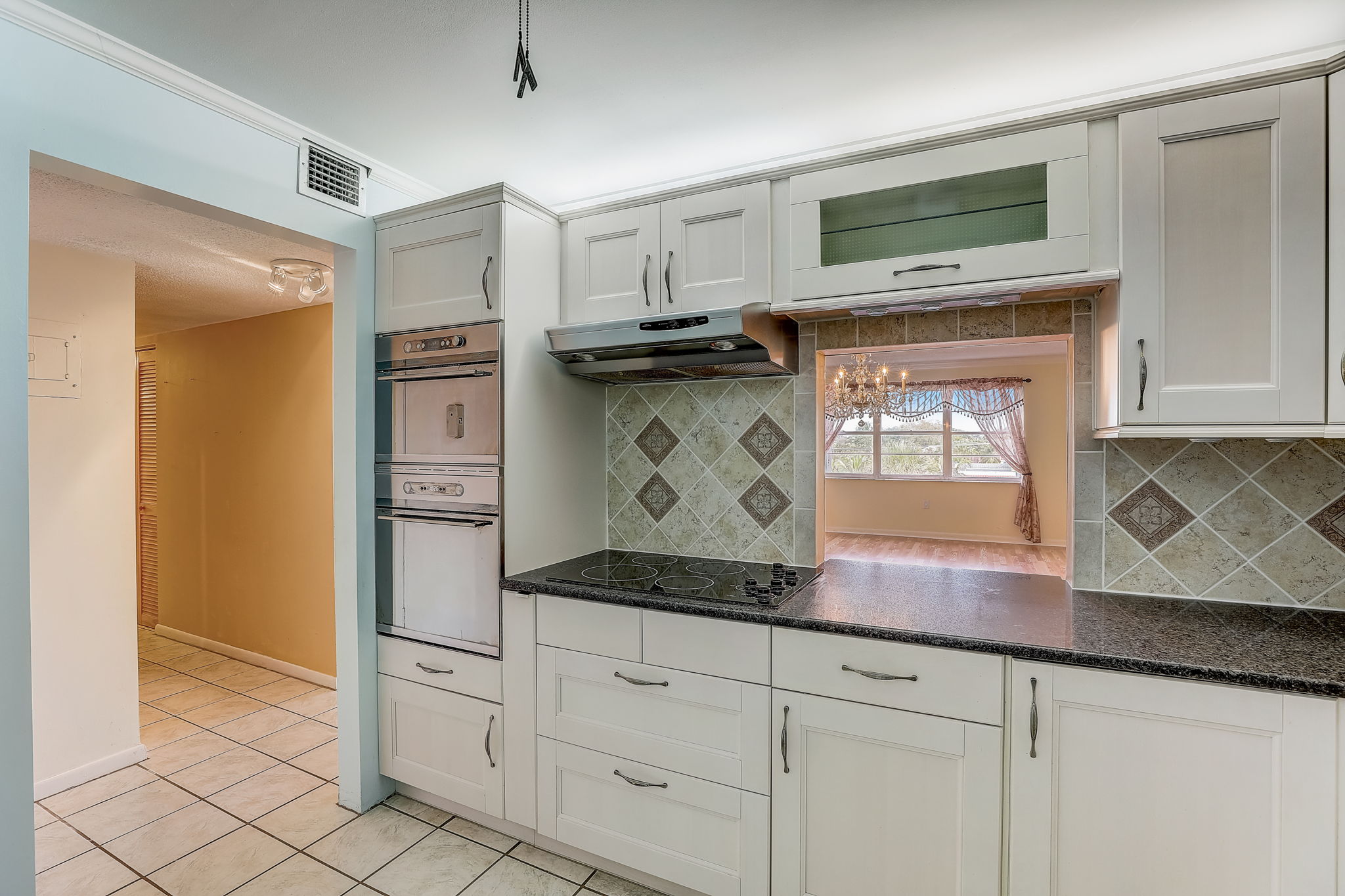 S Lakeside Dr 401-008