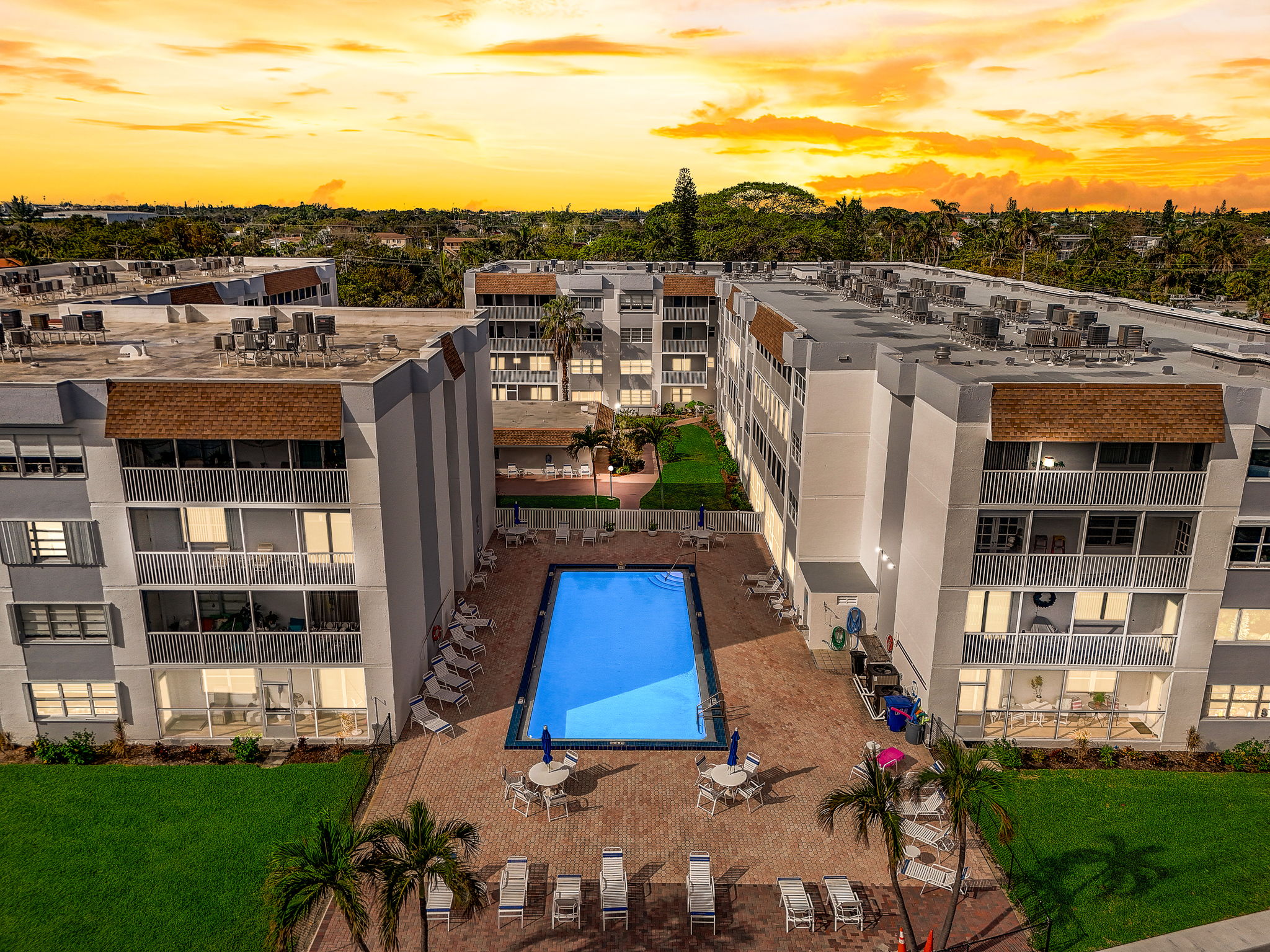 S Lakeside Dr - VT-003