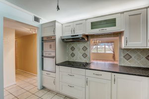 S Lakeside Dr 401-008