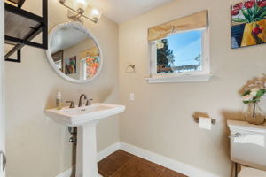  Photo 47