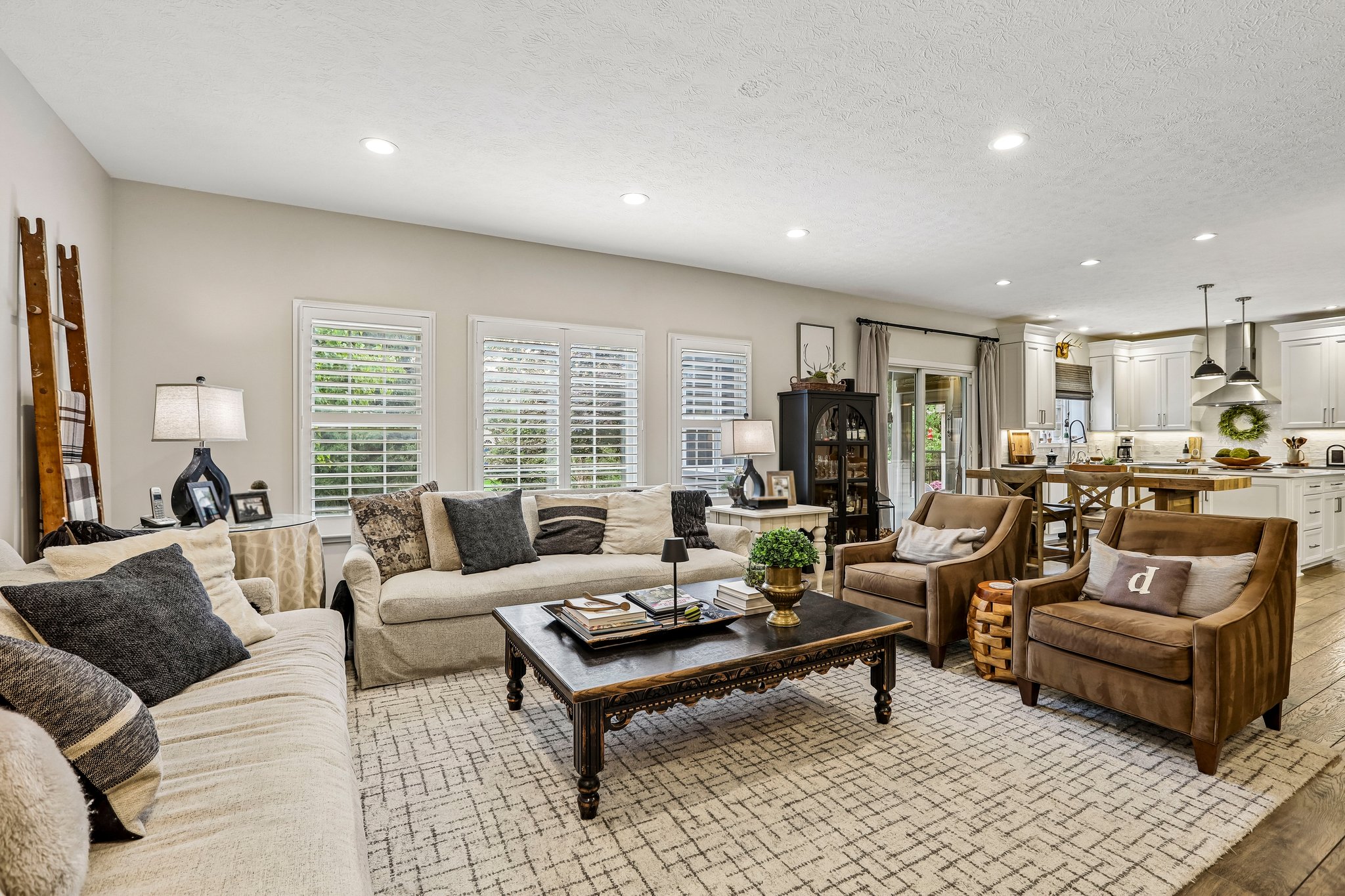 Bainbridge Ct-S2409-009.jpg