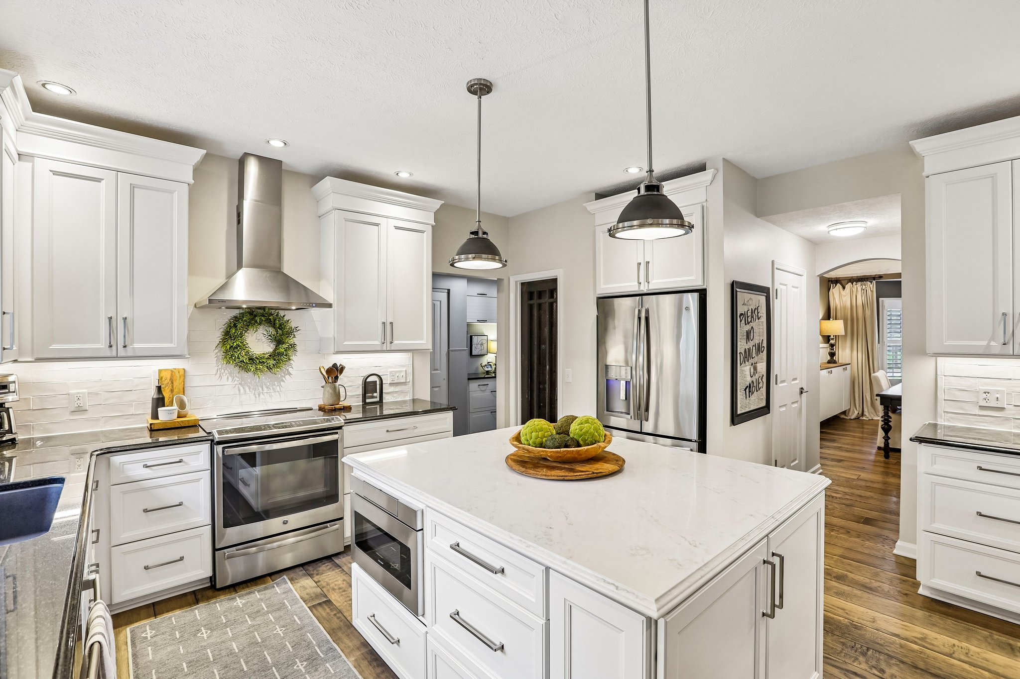 Bainbridge Ct-S2409-023.jpg