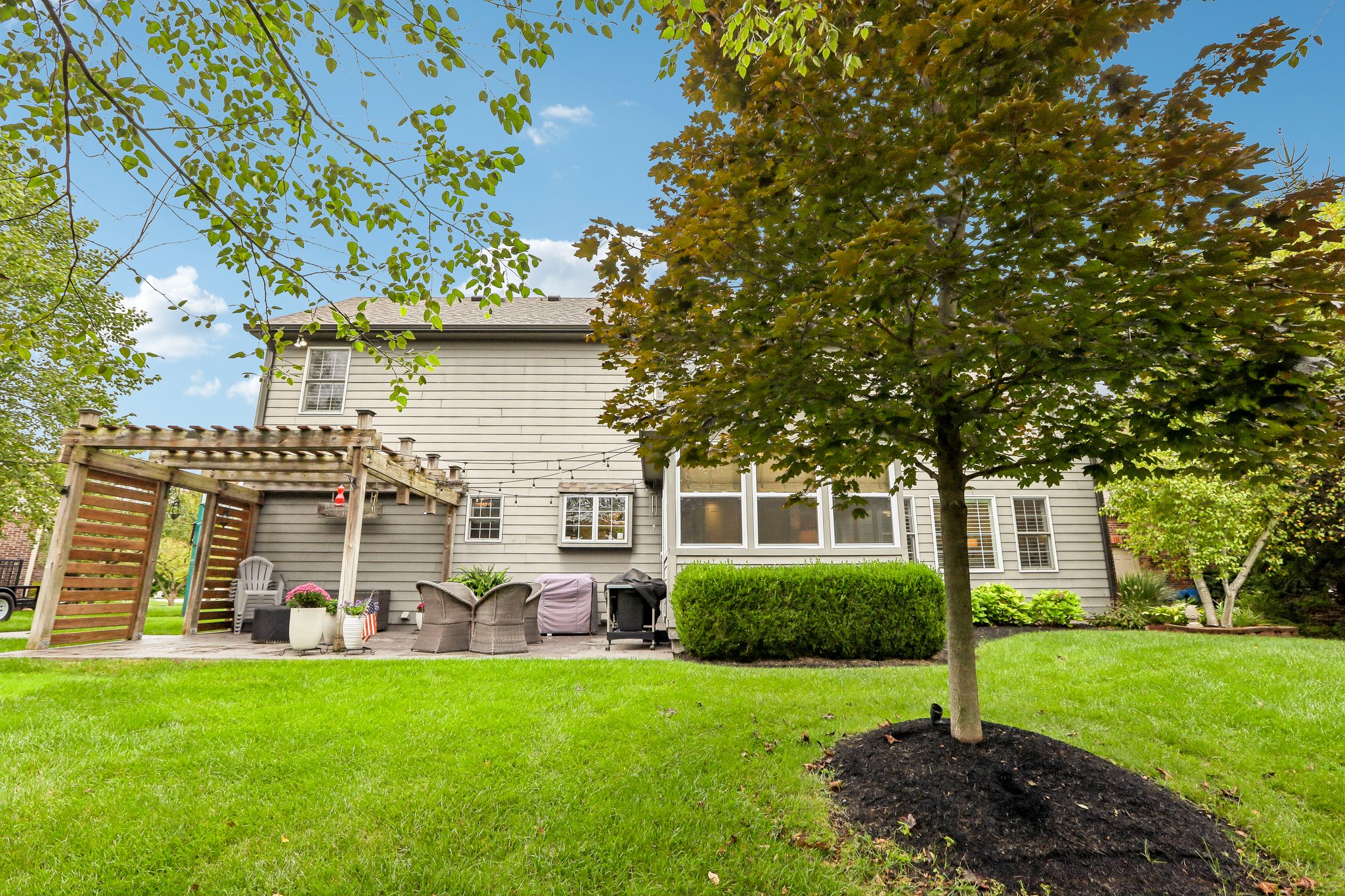 Bainbridge Ct-S2409-077.jpg