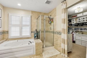 Bainbridge Ct-S2409-035.jpg