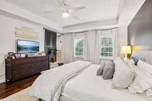 Bainbridge Ct-S2409-040.jpg