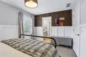 Bainbridge Ct-S2409-047.jpg
