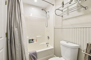 Bainbridge Ct-S2409-050.jpg