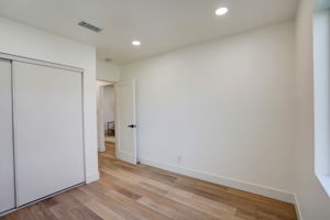Orchid St-017