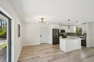 East 14th Street-S0404-011.jpg