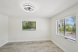 East 14th Street-S0404-019.jpg