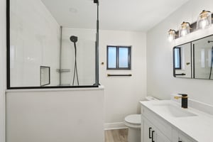 East 14th Street-S0404-024.jpg