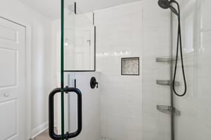 East 14th Street-S0404-026.jpg