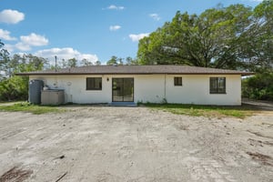 East 14th Street-S0404-030.jpg